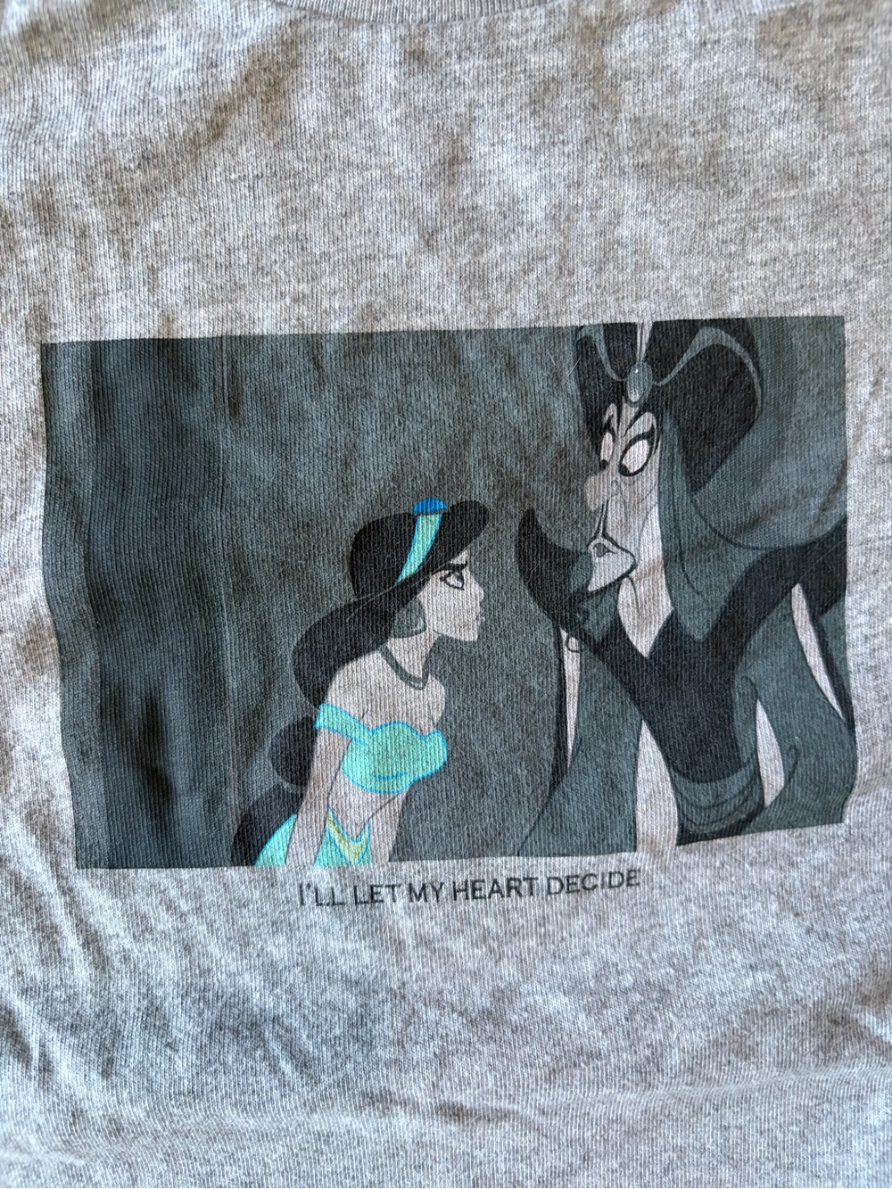 UNIQLO UT x Disney Aladdin Jasmine Jafar Graphic Tee XS